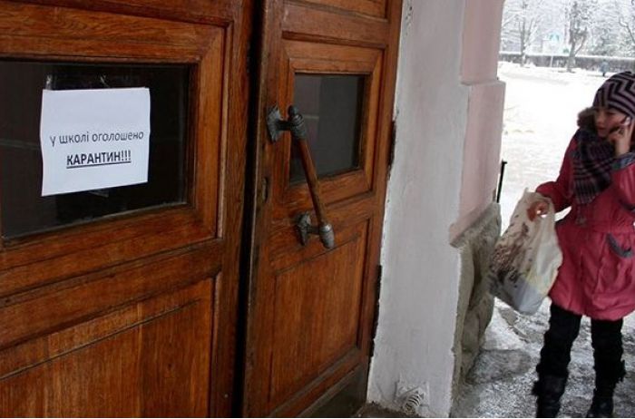 В Украине из-за коронавируса ввелт ограничения уже в пяти областях