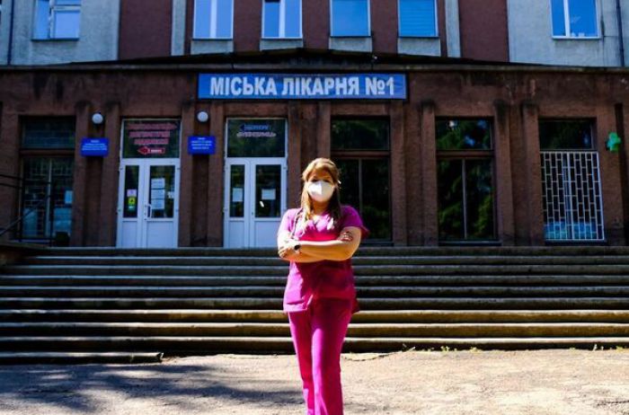 В Черновцах коронавирус второй раз атаковал врача