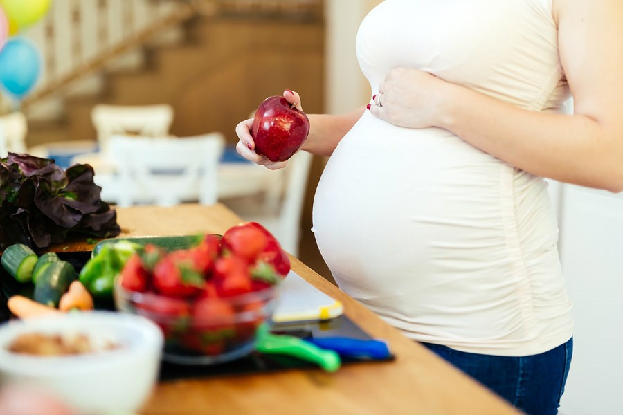 Что есть беременным: важные и запрещенные продукты