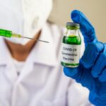 США начнут вакцинацию от коронавируса в октябре