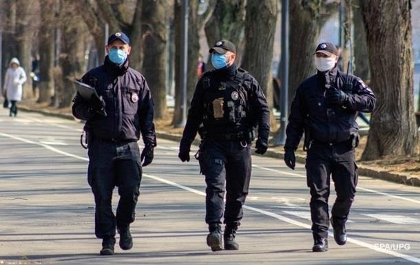 В Украине за неделю на коронавирус заболели 1,8 тысяч патрульных