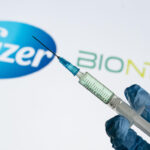 Pfizer и BioNTech подали заявку на использование в США их вакцины от COVID-19