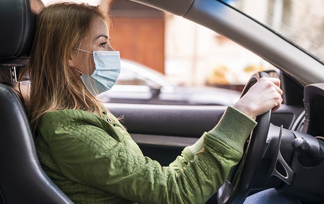 Ученные подсчитали за сколько коронавирус скапливается внутри авто и посоветовали как снизить риск заражения