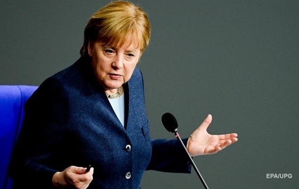 Меркель до конца лета обещает вакцинировать всех немцев