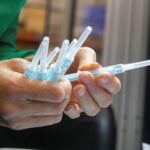 В России зарегистрировали третью вакцину от COVID