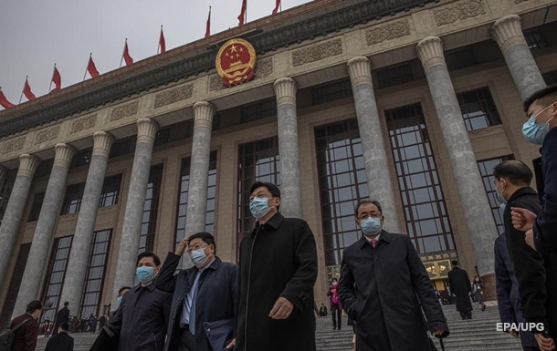 Китай безвозмездно поставляет вакцины в 69 стран – МИД