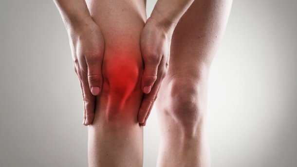 Причины болей в коленях