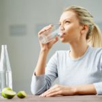 Какую норму воды стоит выпивать при похудении