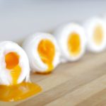 Назван самый опасный способ приготовления яиц