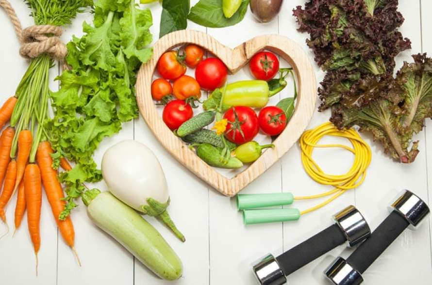 Медики назвали 5 продуктов, которые помогают избежать болезней сердца