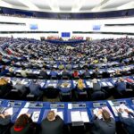Европарламент призвал сотрудников, которые посещали Италию, работать из дома