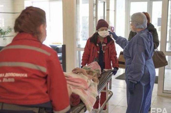 Бывший санврач Украины заявил, что пик заболеваемости коронавирусом будет через две-три недели