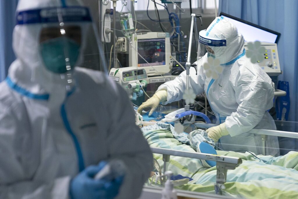 Девятерых украинцев проверяют на вероятность заражения коронавирусом