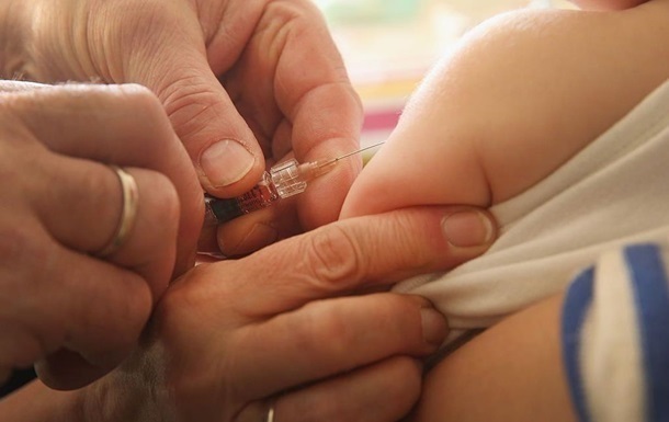 Глава СНБО Данилов заявил, что люди с прививками от кори меньше болеют коронавирусом