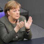 Меркель спрогнозировала массовое заражение коронавирусом