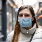 Маски против пандемии: что об этом думают врачи