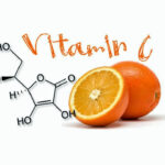 Медики рассказали о пользе витамина С при акне