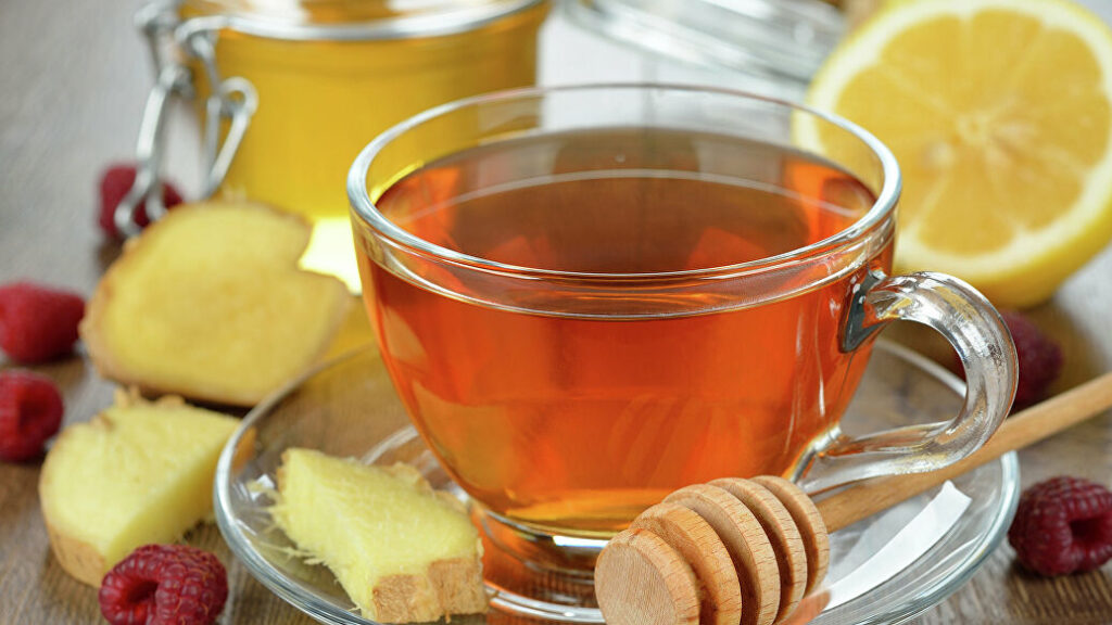 Медики объяснили, почему нельзя пить горячий чай при вирусных заболеваниях