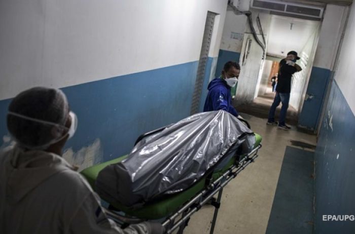 ЦОЗ Украины фиксирует резкий рост смертности в стране от коронавируса