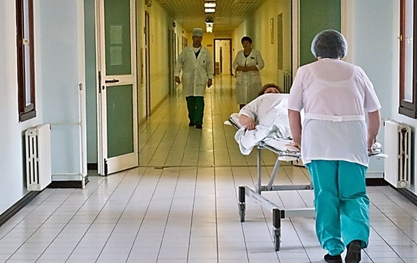 Больница в Мукачево переполнена пациентами с коронавирусом