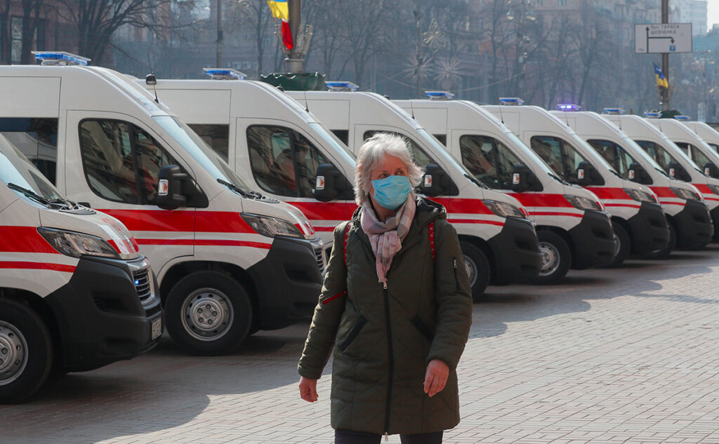 В Киеве COVID-19 диагностировали у 58 человек, среди них пятеро - дети