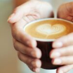 Названы 5 страшных болезней, при которых пить кофе нужно