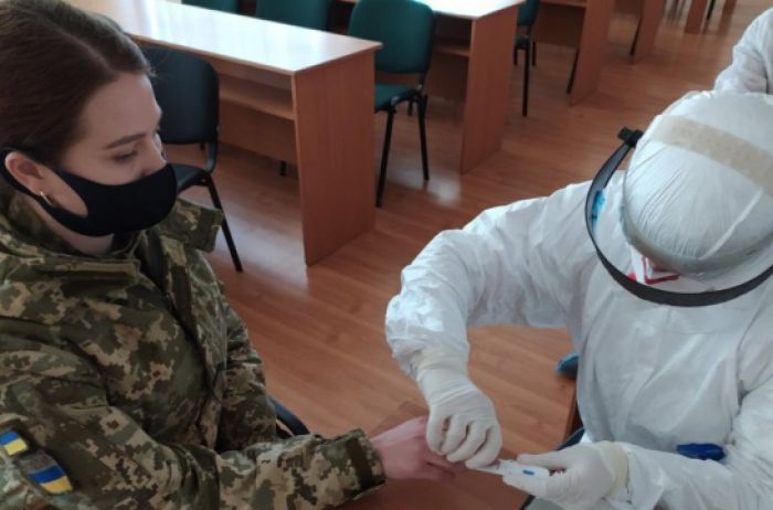 В украинской армии за сутки - 20 новых случаев COVID-19