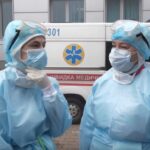 Медиков заподозрили в умышленном “заражении” коронавирусом: в чем суть
