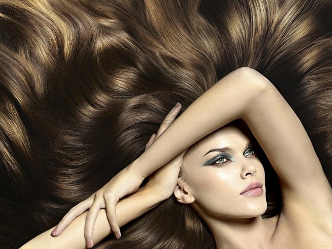 Какие продукты способны улучшить состояние волос