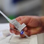 ЕК “забронировала” 300 млн доз вакцины от коронавируса