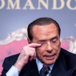 В Италии госпитализировали заразившегося COVID-19 Берлускони