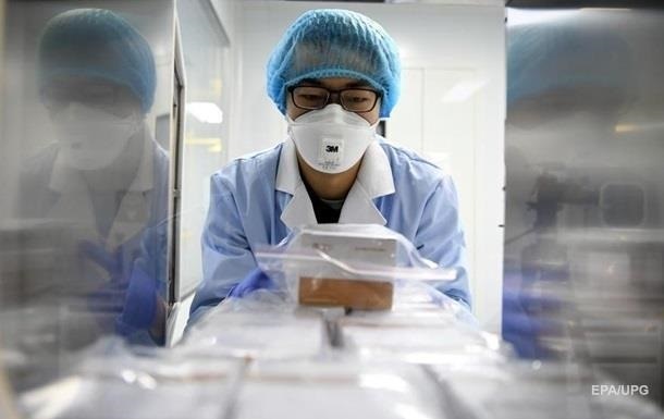 В Китае начали массовую вакцинацию от коронавируса