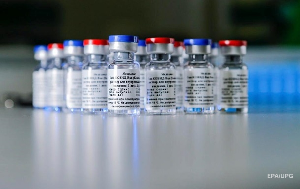 Россия заявила о широком внедрении вакцины от COVID-19