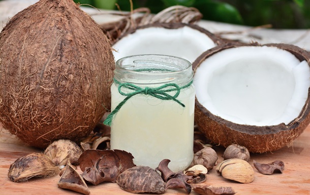 Ученные рассказали, что кокосовое масло полезно от COVID-19
