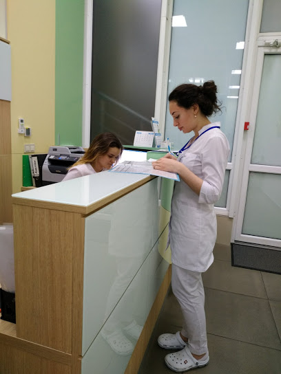 Медицинское учреждение Оксфорд Медикал в Киеве на Кудряшова