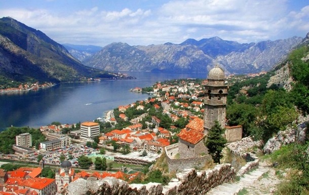 В Черногории вводят жесткий локдаун