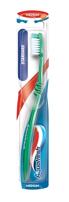 Зубная щетка Aquafresh Standard, Medium, 1 штука