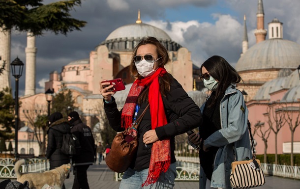 В Турции из-за коронавируса ужесточили комендантский час