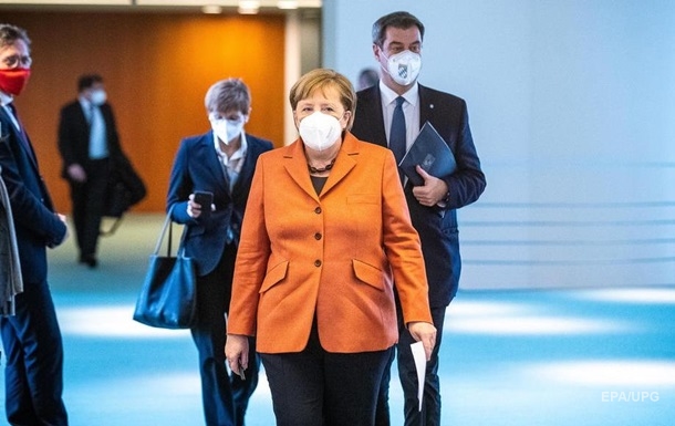 В Германии вводят жесткий карантин - Меркель