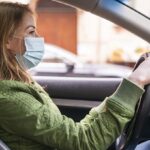 Ученные подсчитали за сколько коронавирус скапливается внутри авто и посоветовали как снизить риск заражения