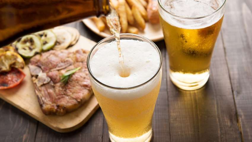Медики рассказали, чем грозит ежедневное употребление пива