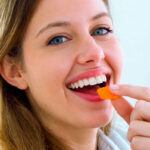 Какие продукты разрушают зубы сильнее всего
