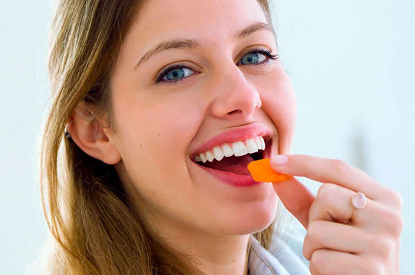 Какие продукты разрушают зубы сильнее всего