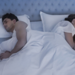 Почему мужу и жене надо спать в отдельных кроватях: главные причины