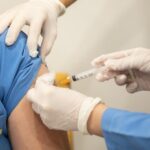 Украинцам будут выдавать международный сертификат о вакцинации