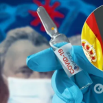 В Испании вспыхнул громкий скандал из-за “VIP-вакцинации”: топ-чиновник ушел в отставку. Детали