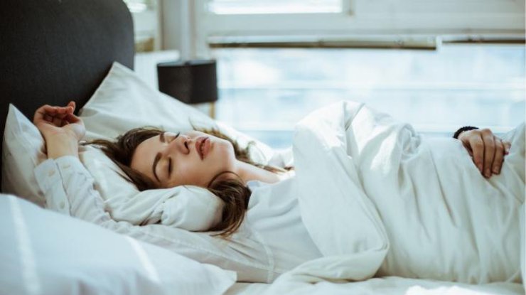 Медики назвали возможные причины ночных пробуждений