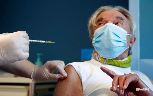 Pfizer планирует заработать $15 млрд на COVID-вакцине