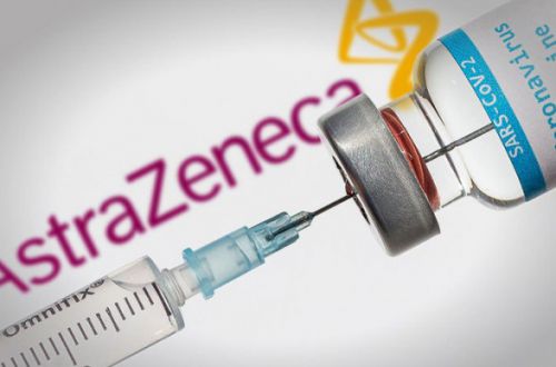 Вакцина ни при чем: в ЕС не подтвердили вину AstraZeneca в случаях с возникновением тромбоза