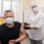 От коронавируса привился первый украинский мэр